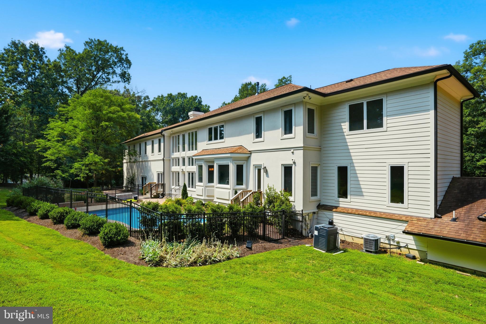 COLVIN RUN - Residential