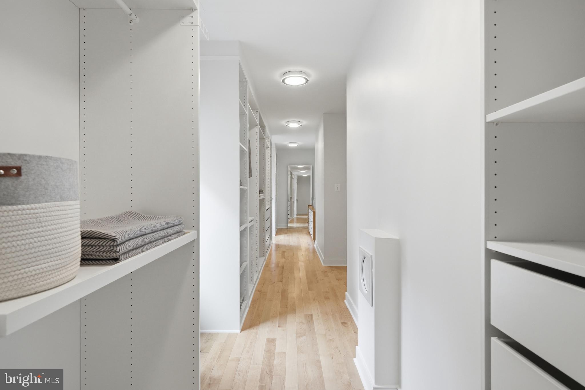 COLVIN RUN - Residential