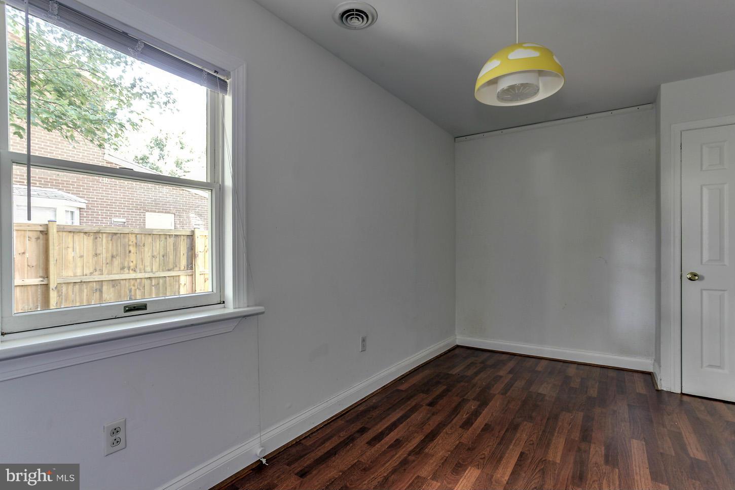 GLEN ECHO HEIGHTS - Residential