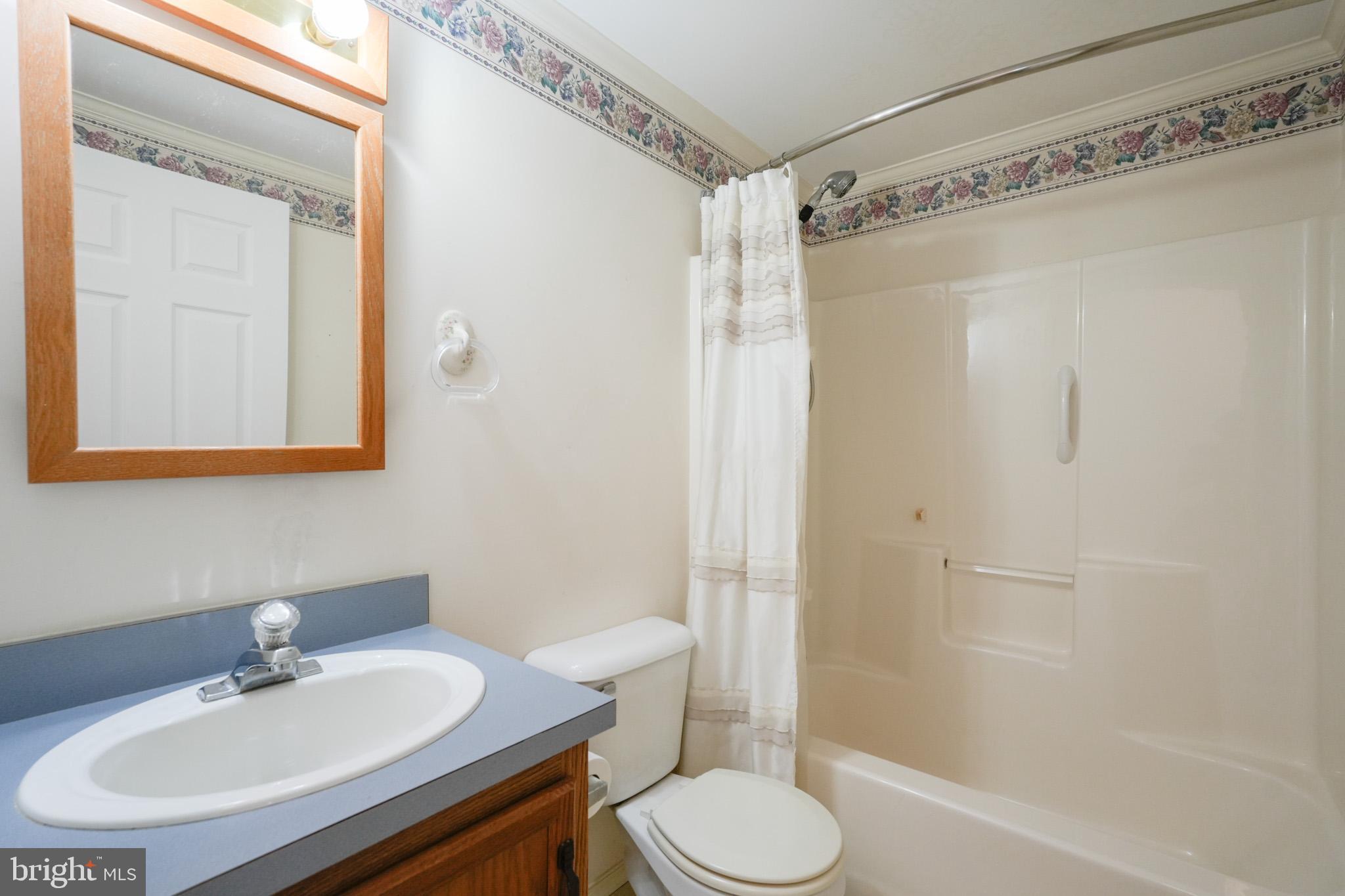 WALNUT MEADOWS - Residential