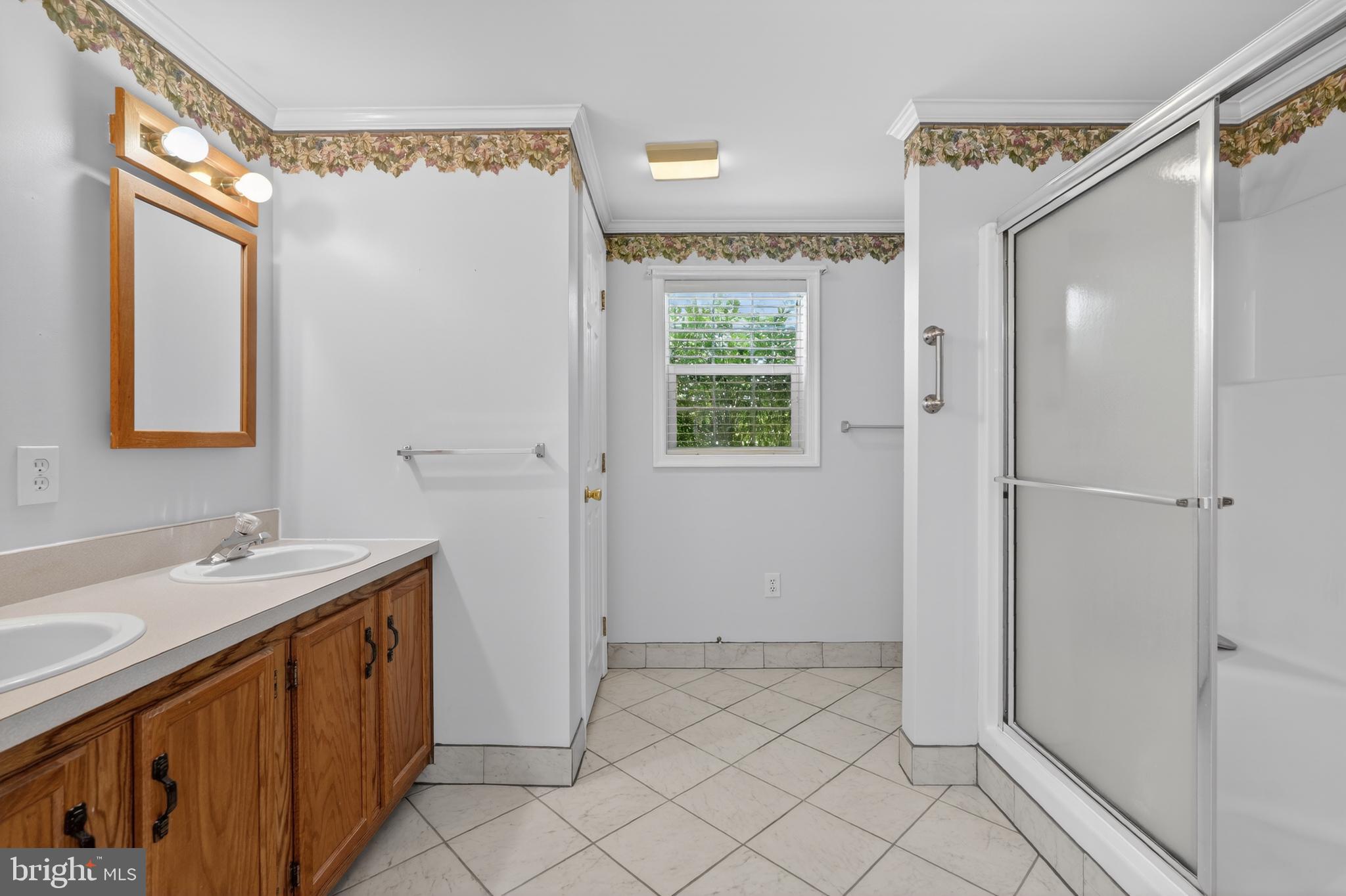 WALNUT MEADOWS - Residential