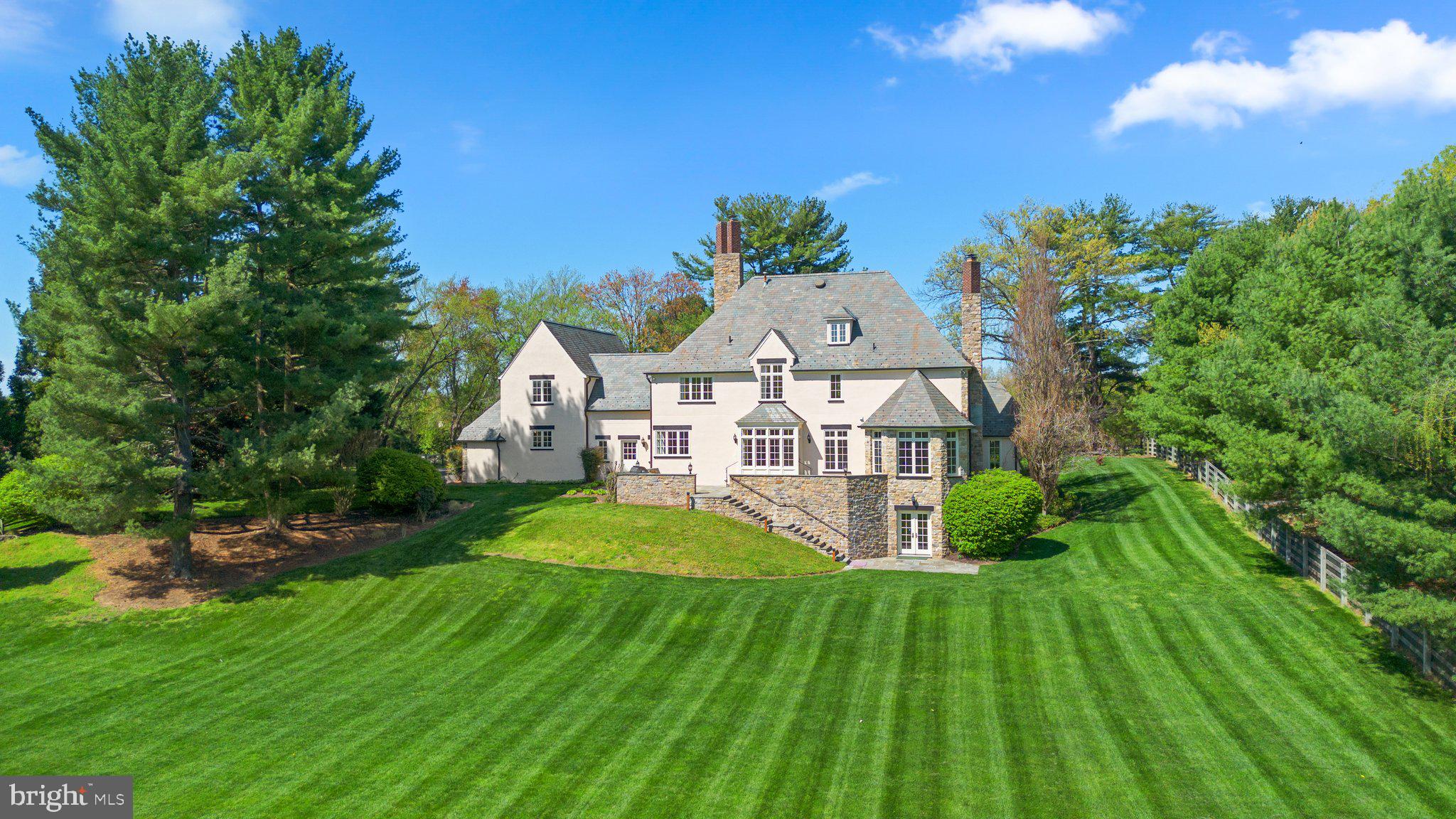 POTOMAC OUTSIDE - Residential