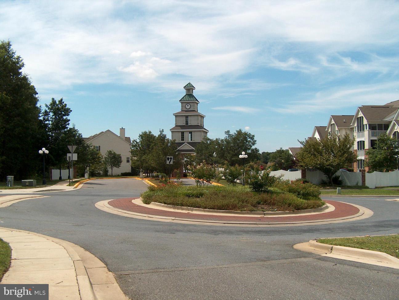 GREENBELT LAKE VILLAGE - Residential Lease