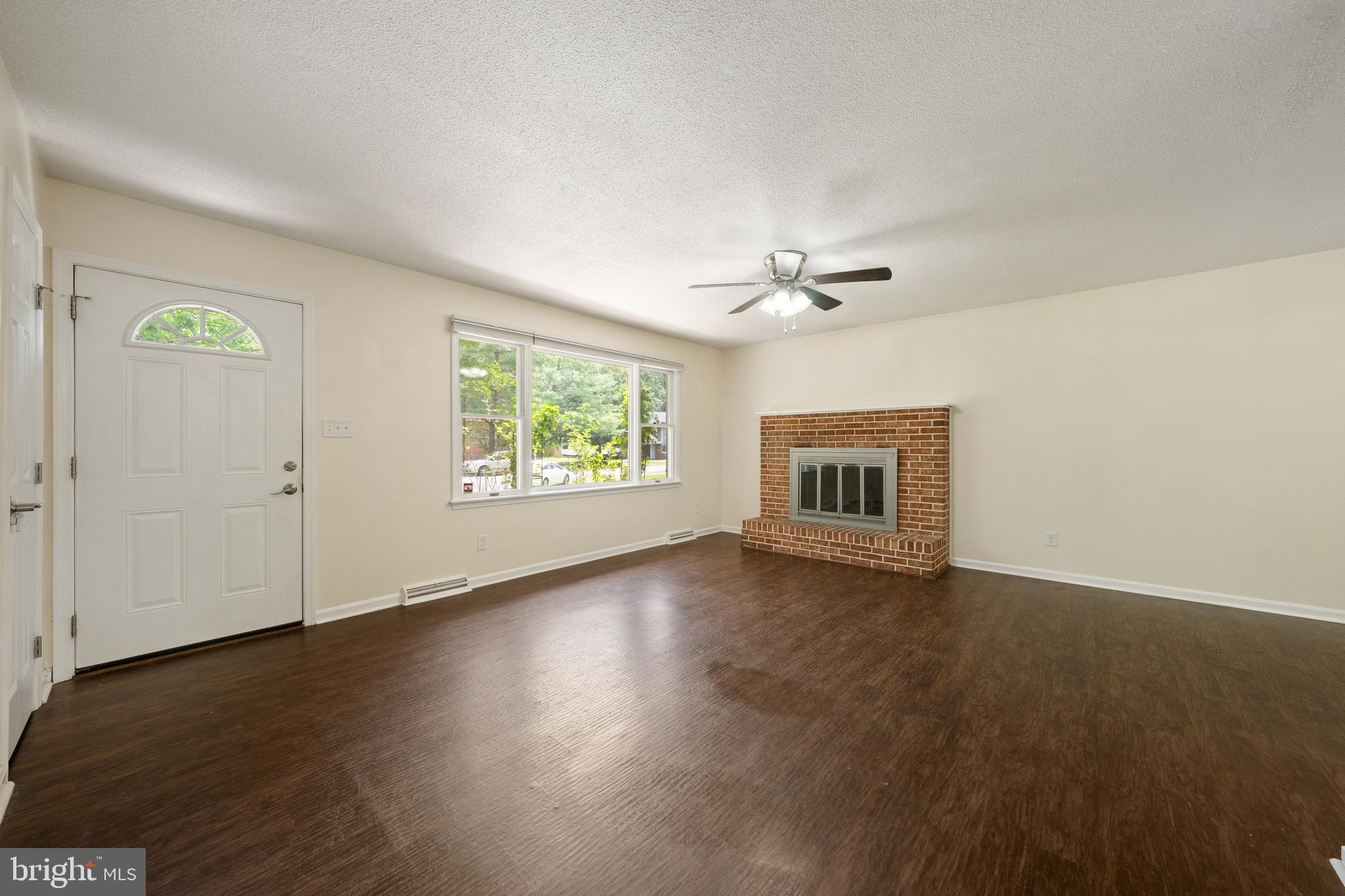 CEDAR COVE - Residential