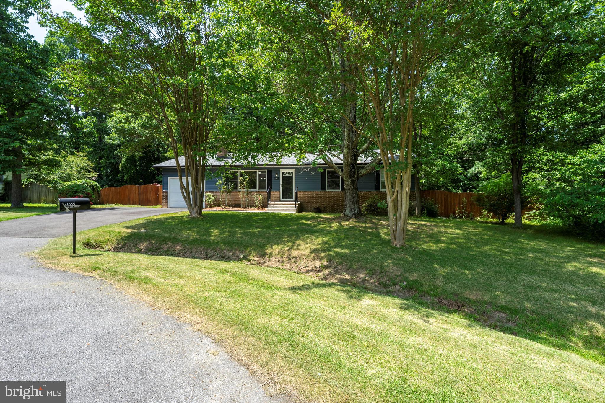 CEDAR COVE - Residential