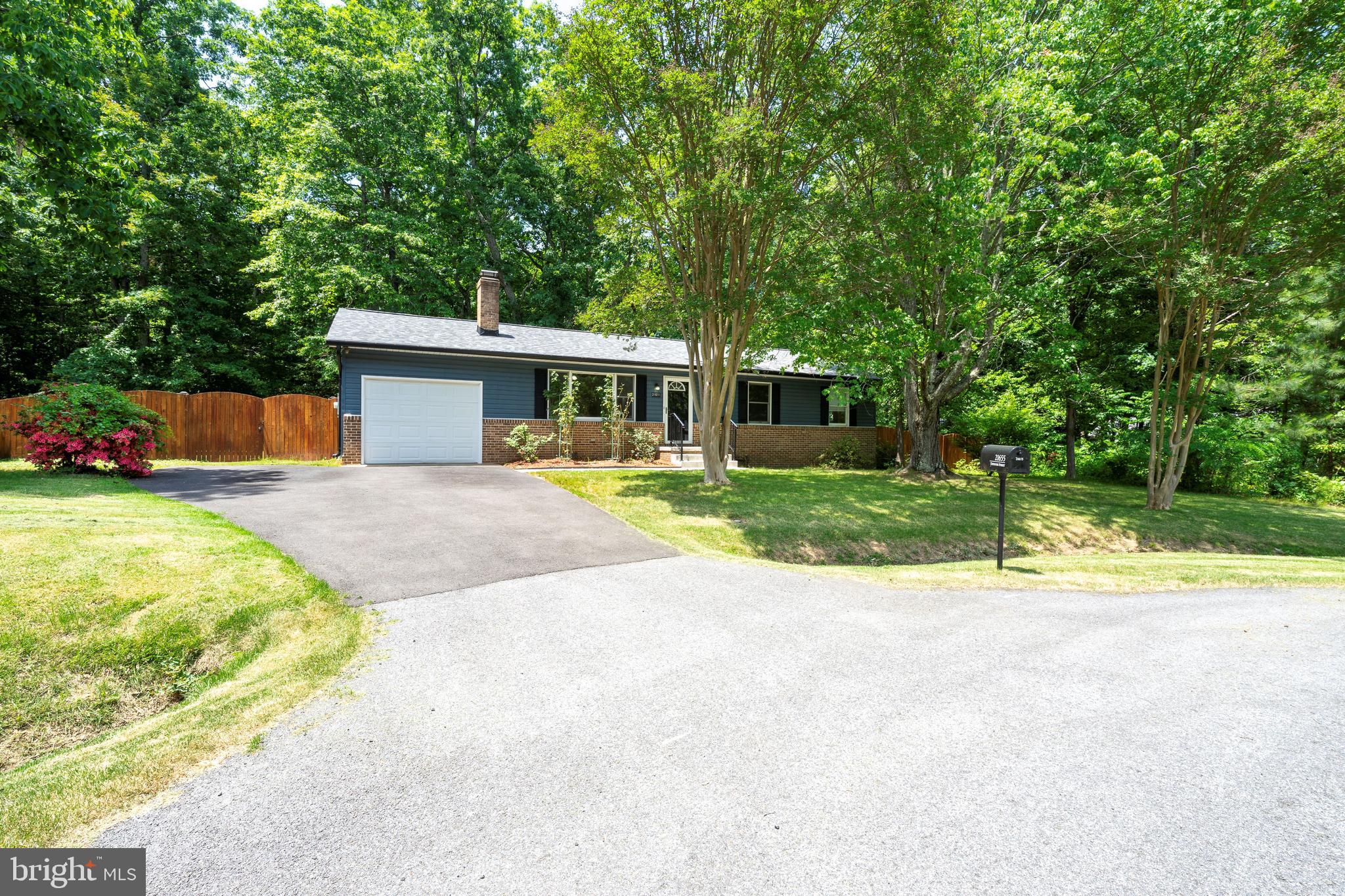 CEDAR COVE - Residential