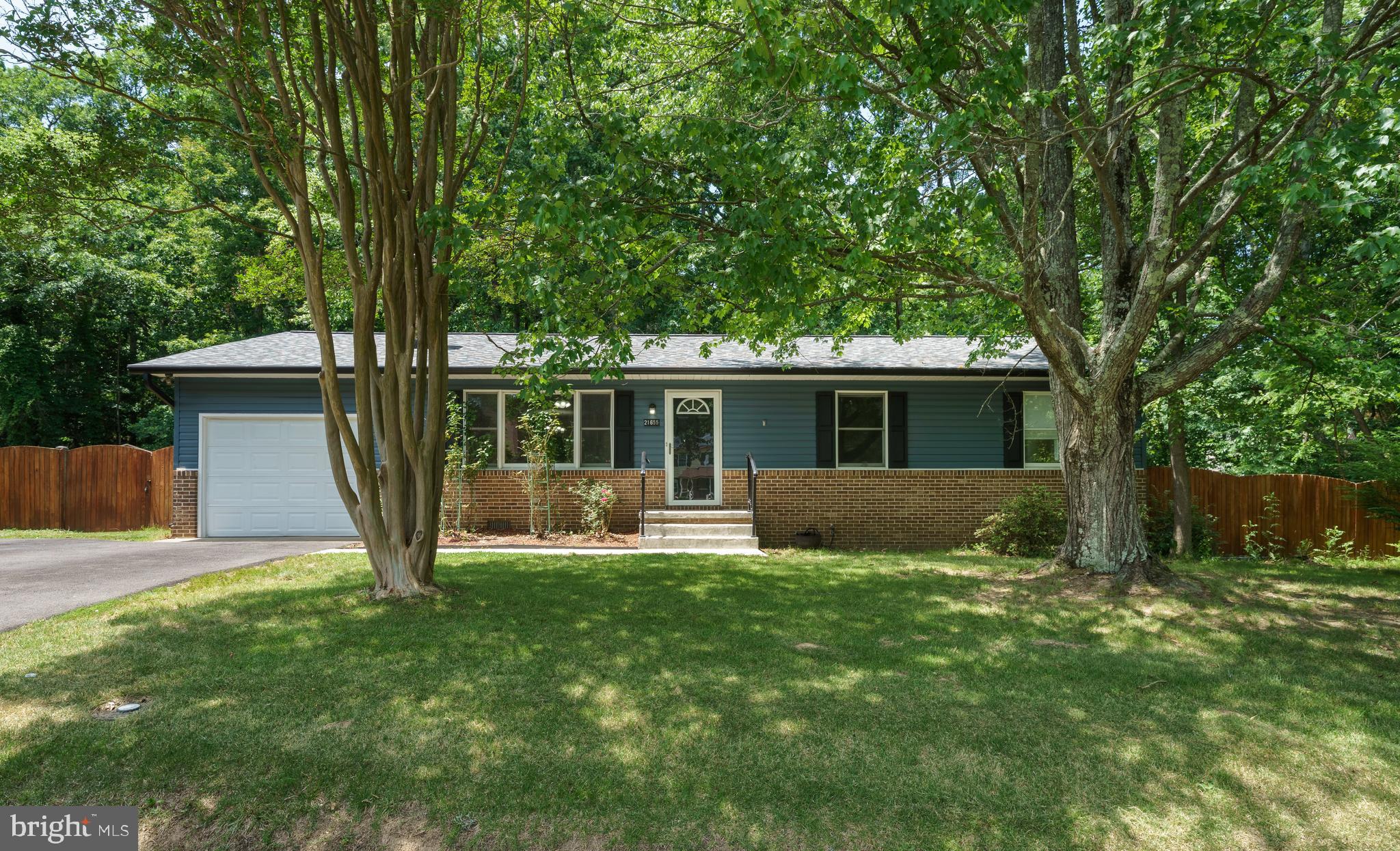 CEDAR COVE - Residential