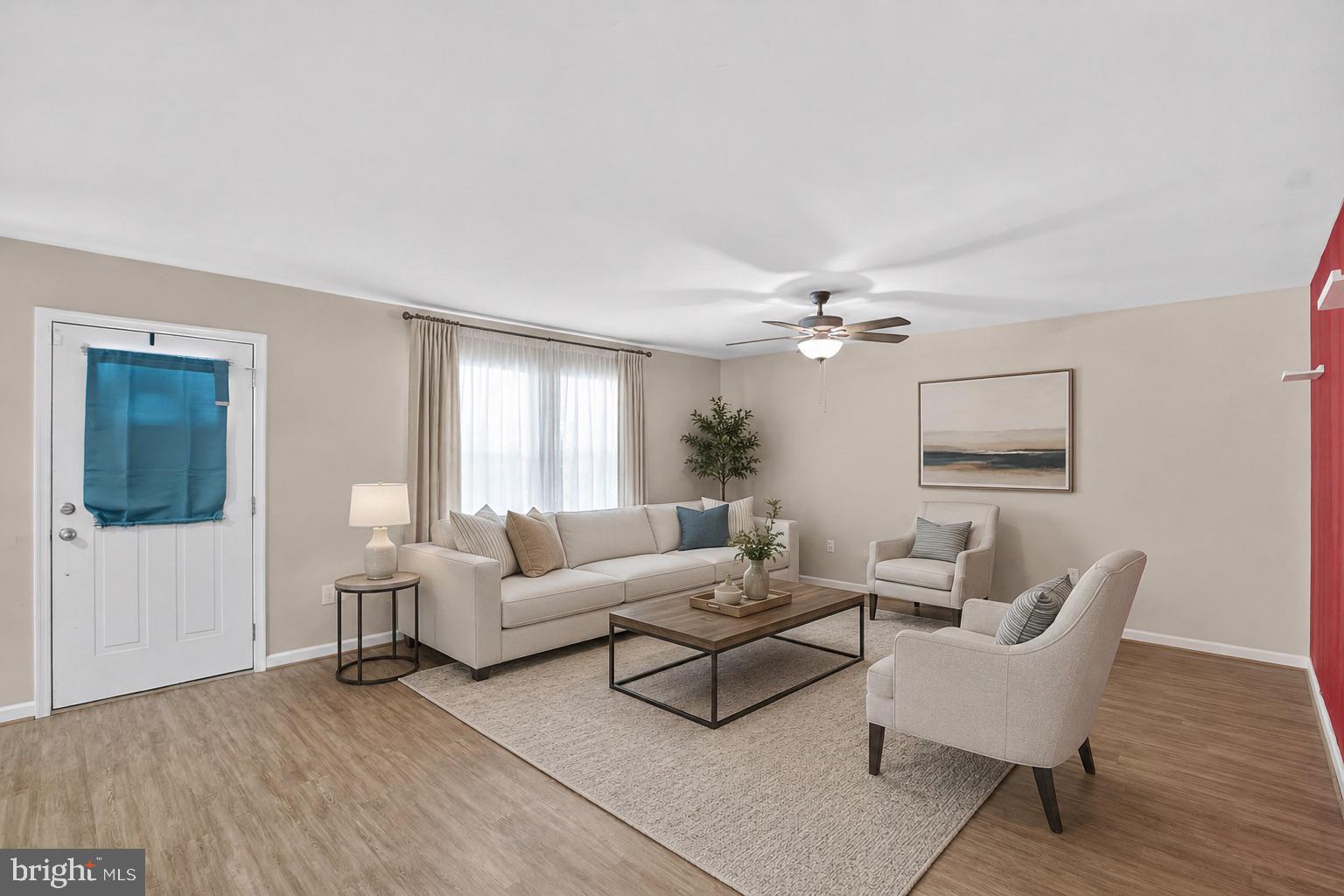 COLONIAL BEACH - Residential