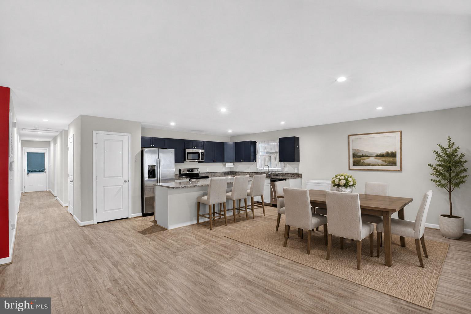 COLONIAL BEACH - Residential