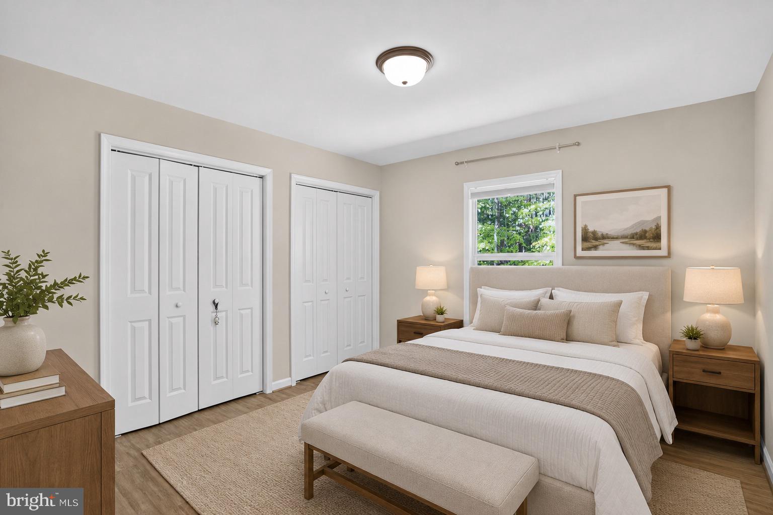 COLONIAL BEACH - Residential