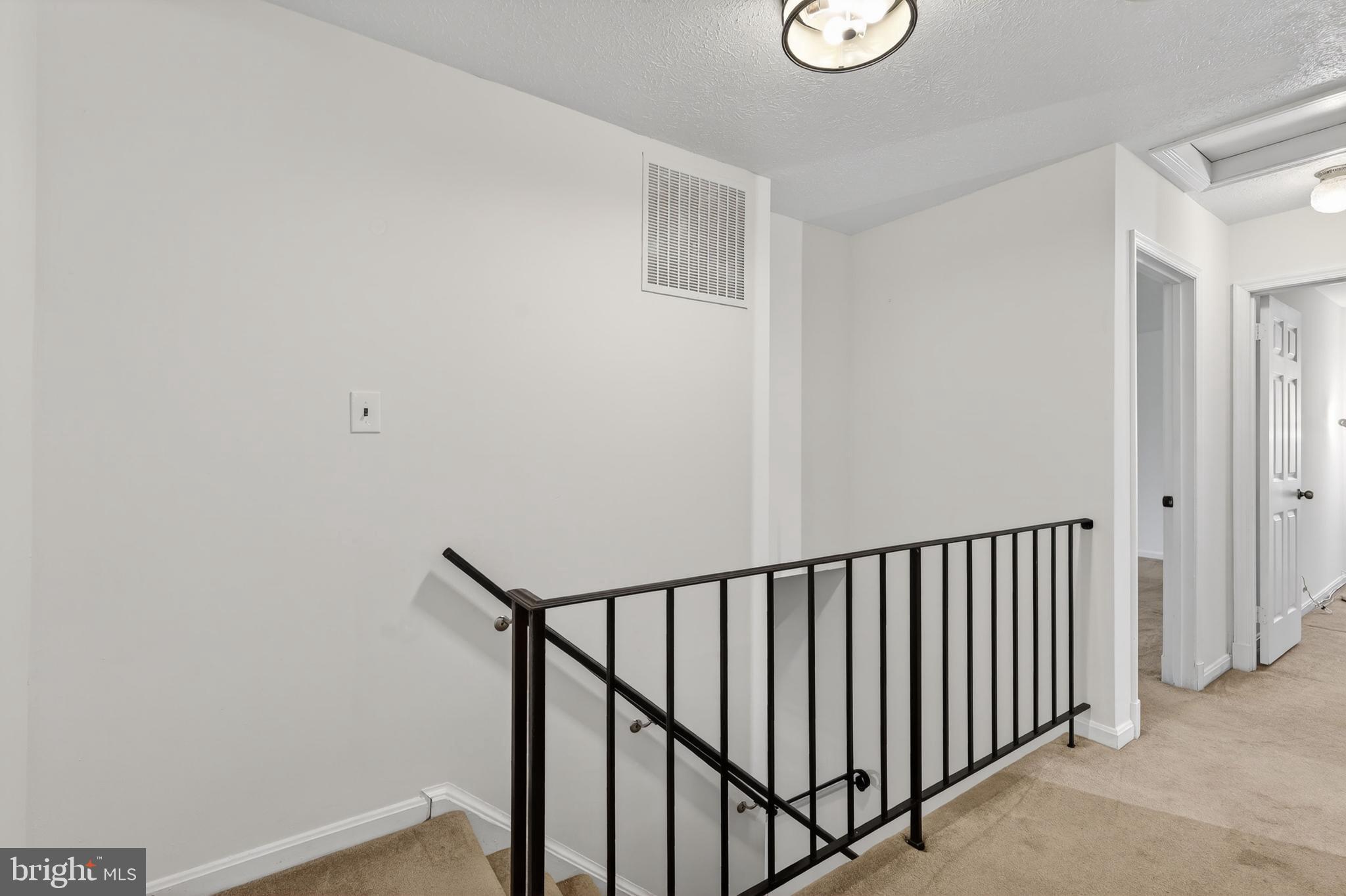 SNOWDENS MILL - Residential