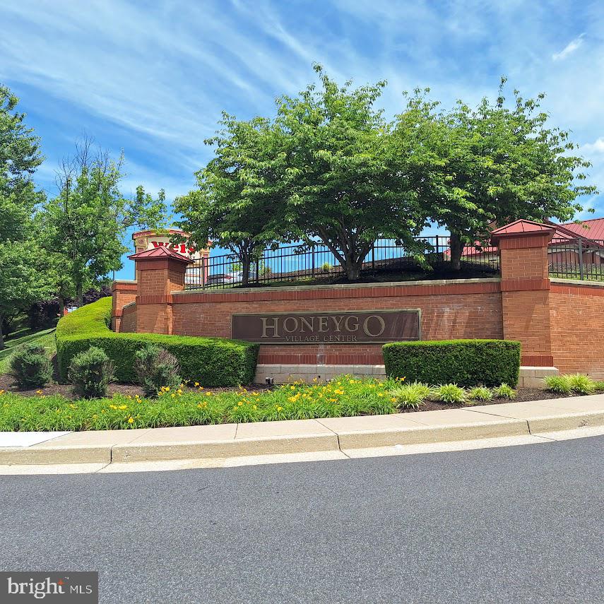 PERRY HALL FARMS GARDEN CONDOS - Residential