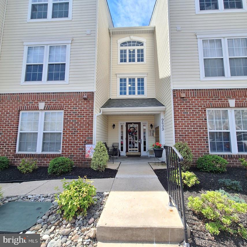 PERRY HALL FARMS GARDEN CONDOS - Residential