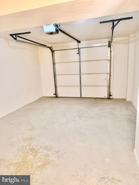 MERRY OAKS - Residential
