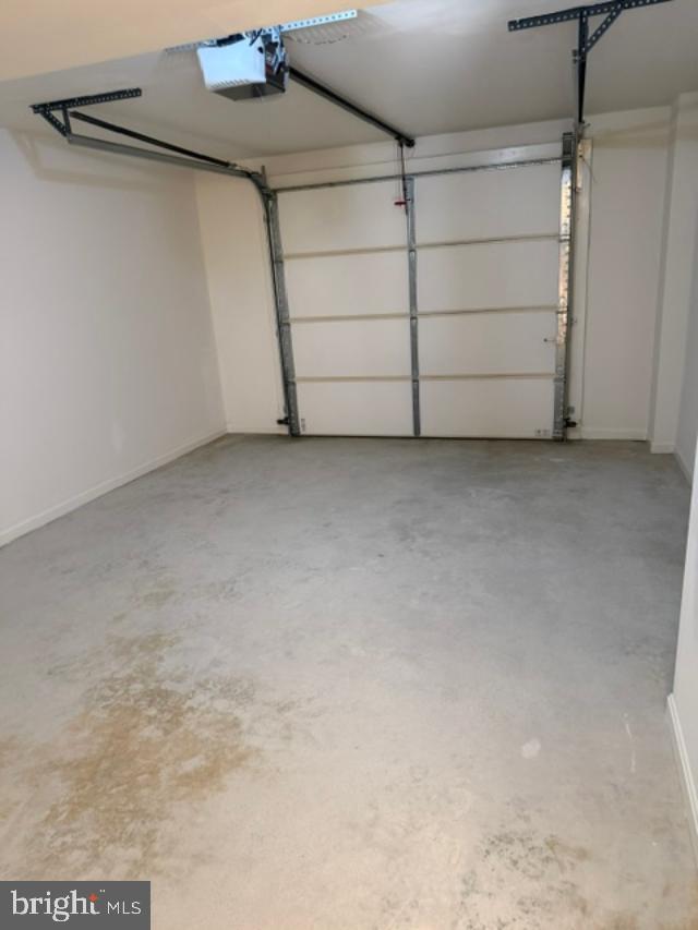 MERRY OAKS - Residential