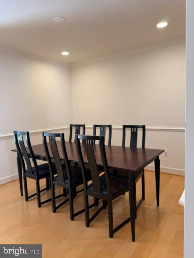 MERRY OAKS - Residential