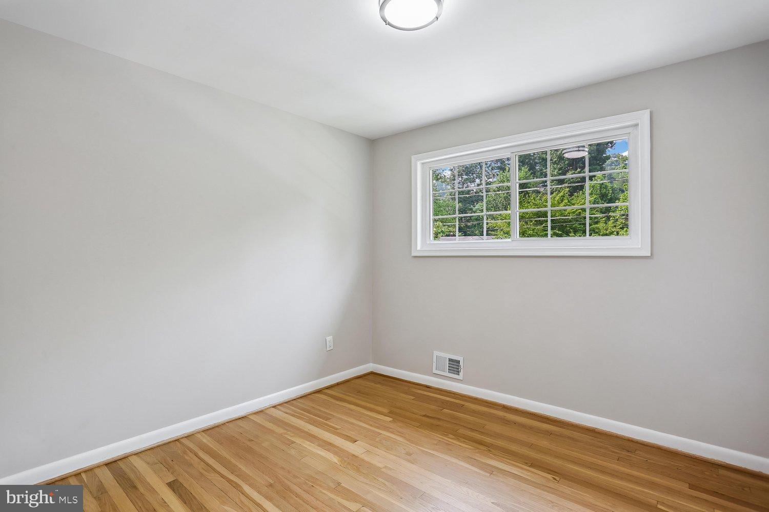 KEMP MILL - Residential