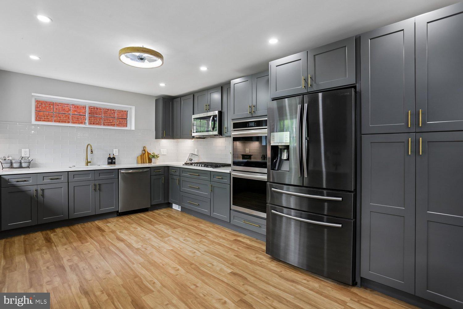 KEMP MILL - Residential