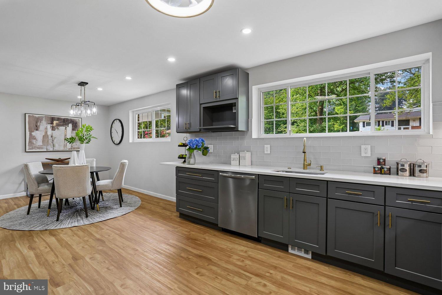 KEMP MILL - Residential