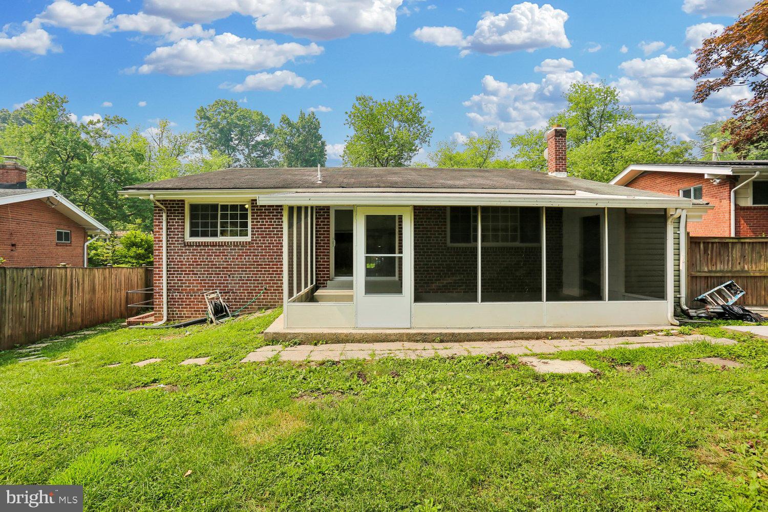 KEMP MILL - Residential