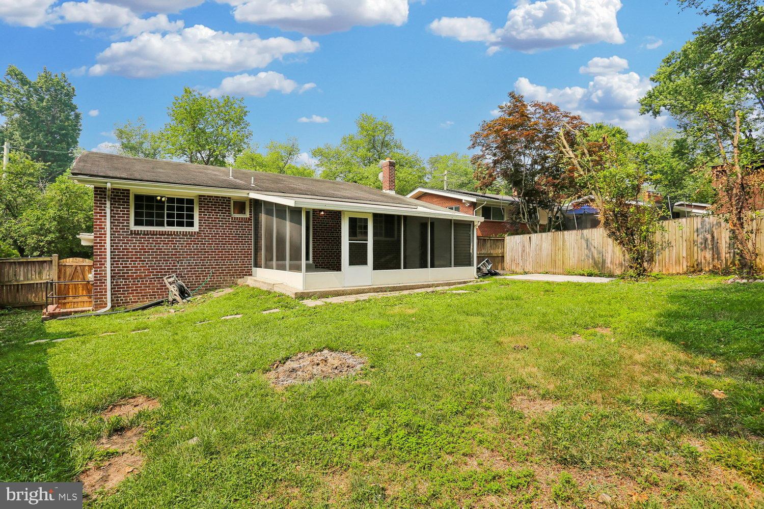 KEMP MILL - Residential