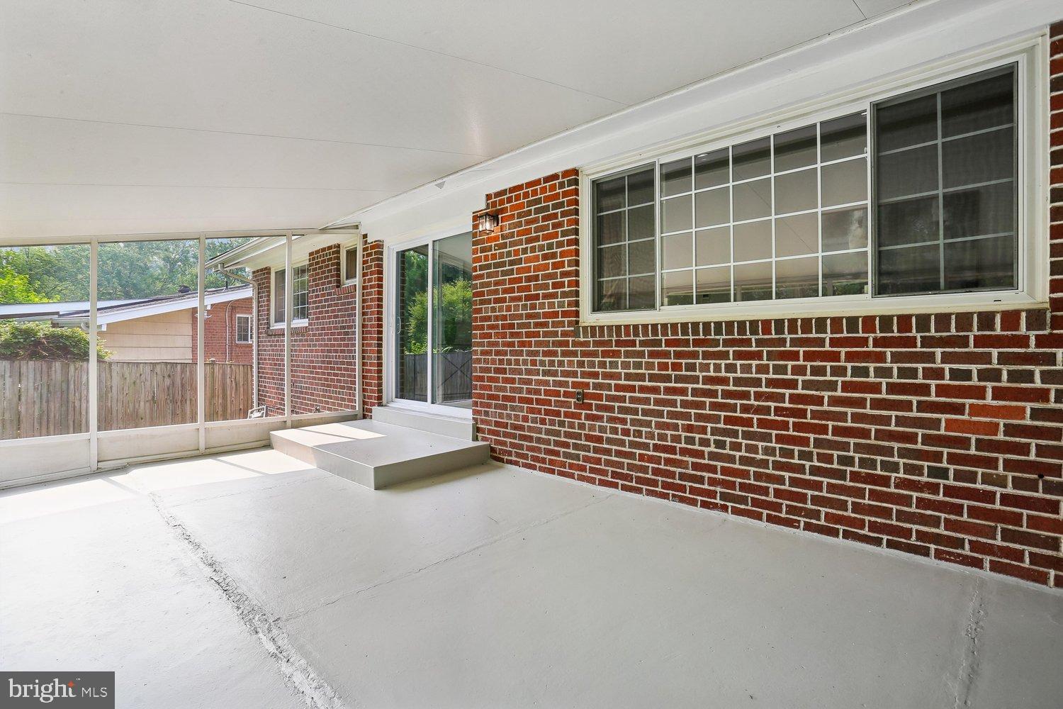 KEMP MILL - Residential