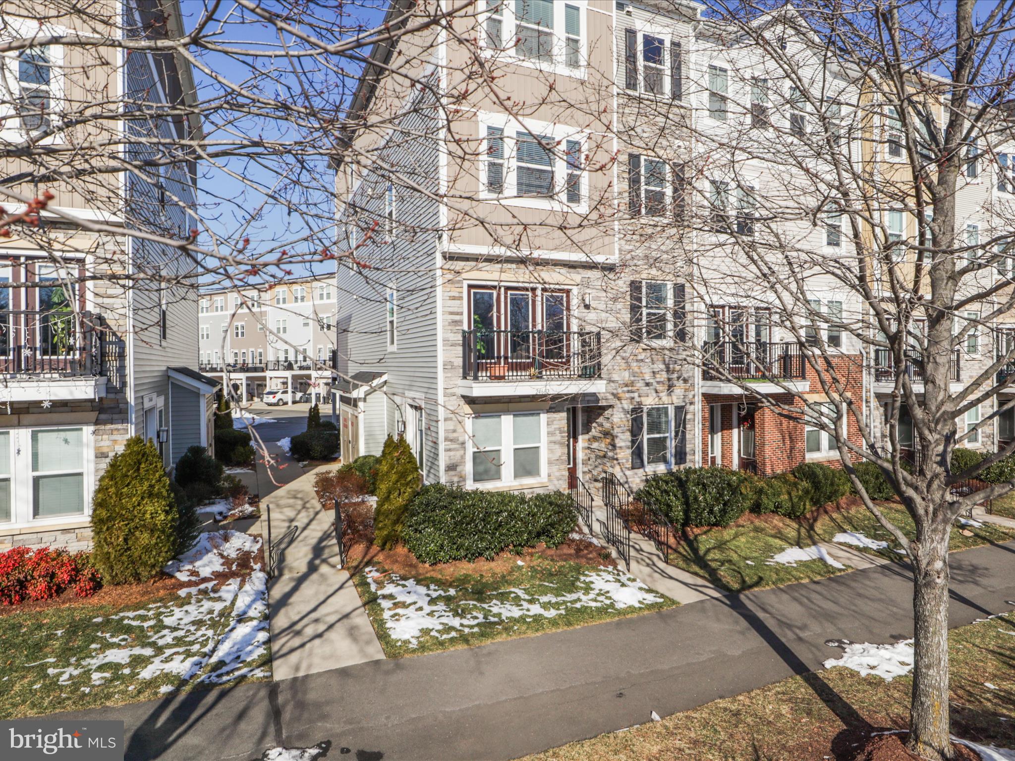 STONE RIDGE - Residential