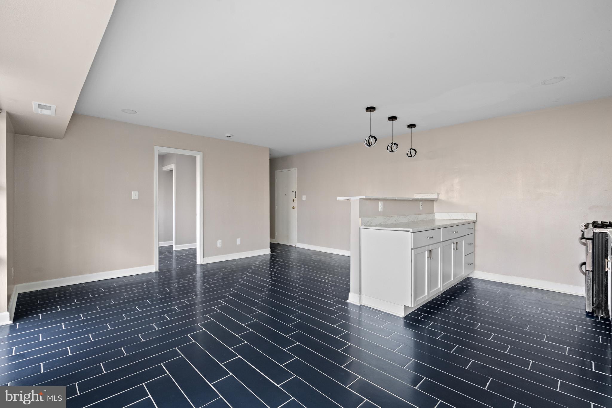 HERITAGE WOODS NORTH - Residential