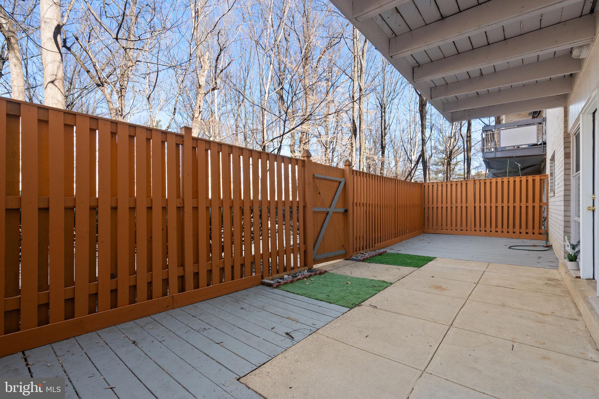 HERITAGE WOODS NORTH - Residential