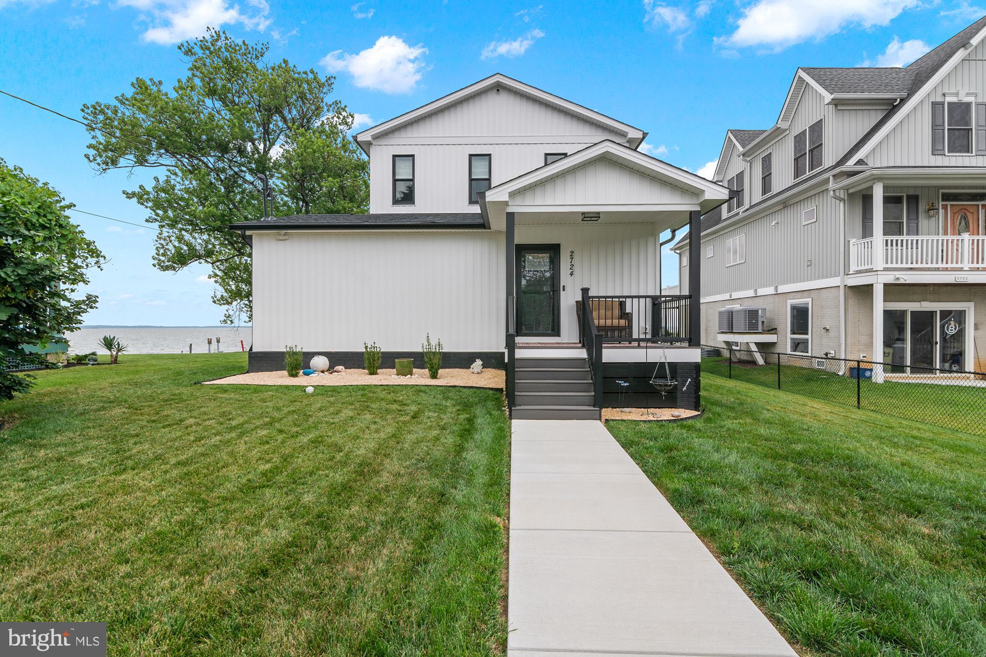 HOLLY NECK - Residential