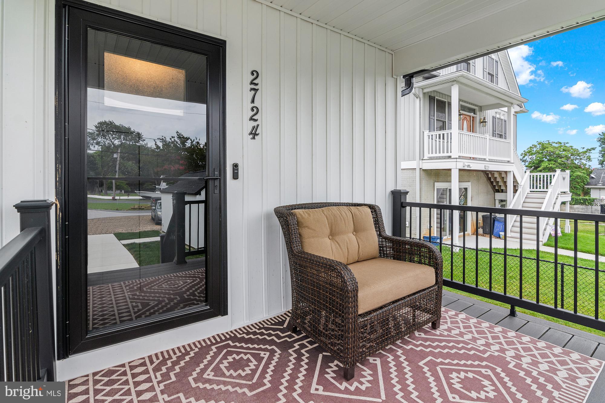 HOLLY NECK - Residential