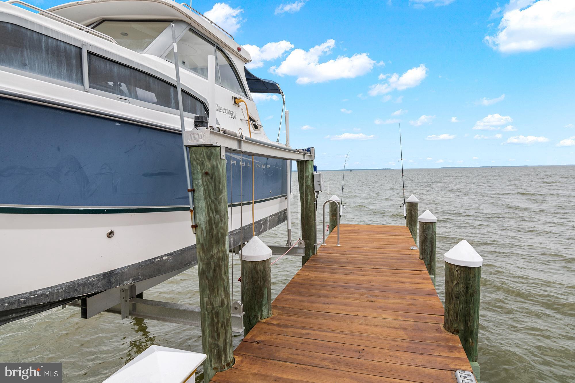 HOLLY NECK - Residential