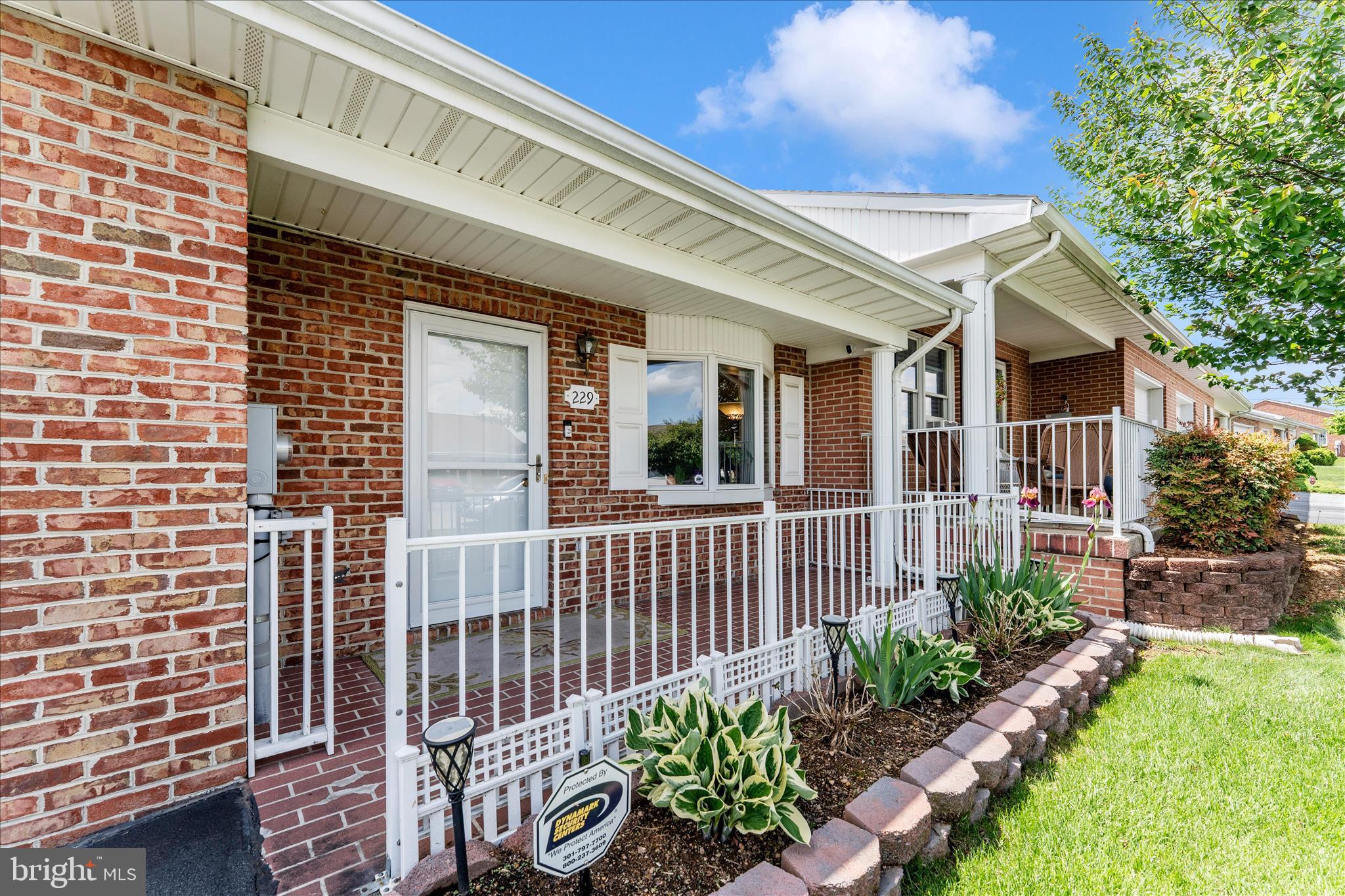 SOUTH POINTE - Residential