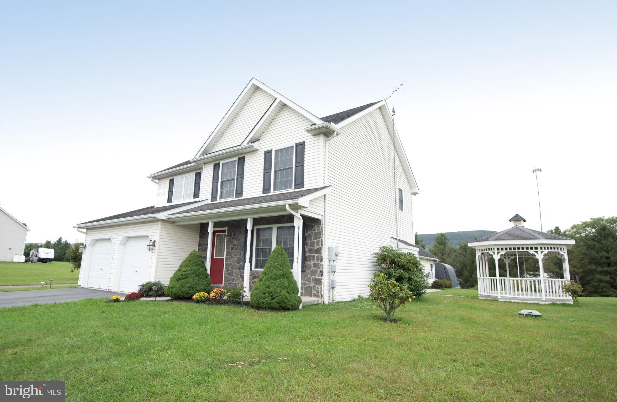 WINDSOR MANOR - Residential