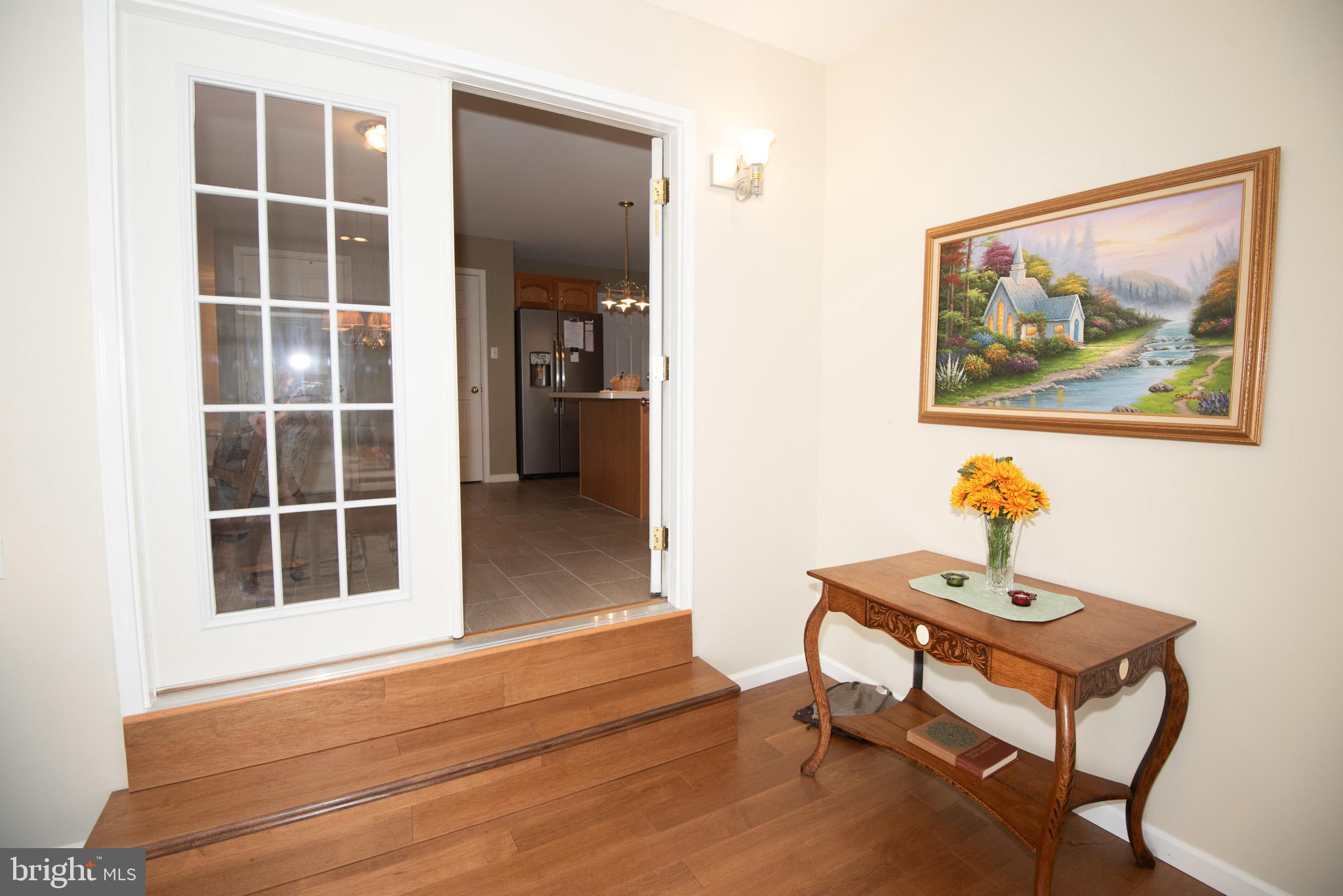 WINDSOR MANOR - Residential