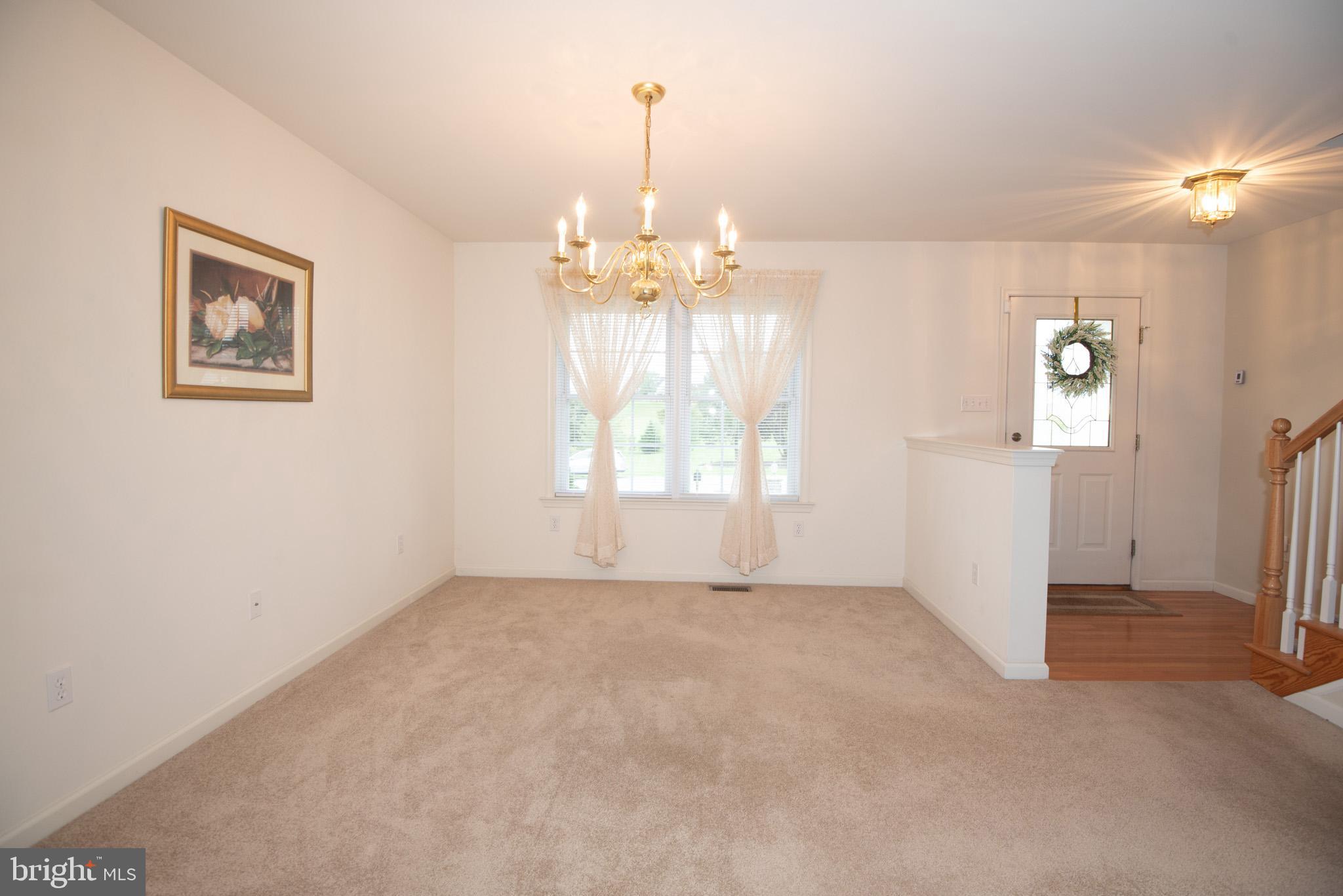 WINDSOR MANOR - Residential