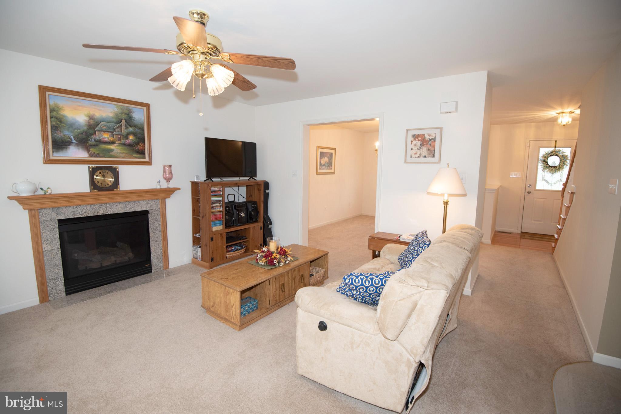 WINDSOR MANOR - Residential