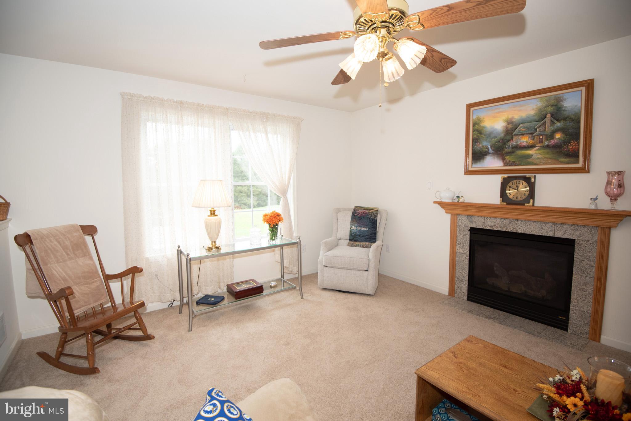 WINDSOR MANOR - Residential
