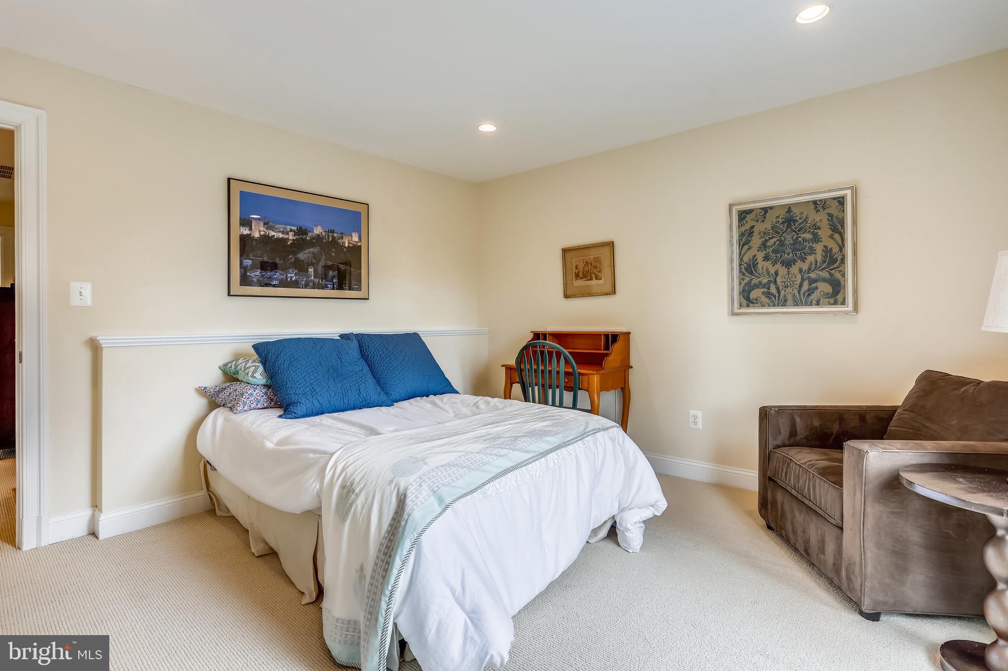 ALTA VISTA TERRACE - Residential