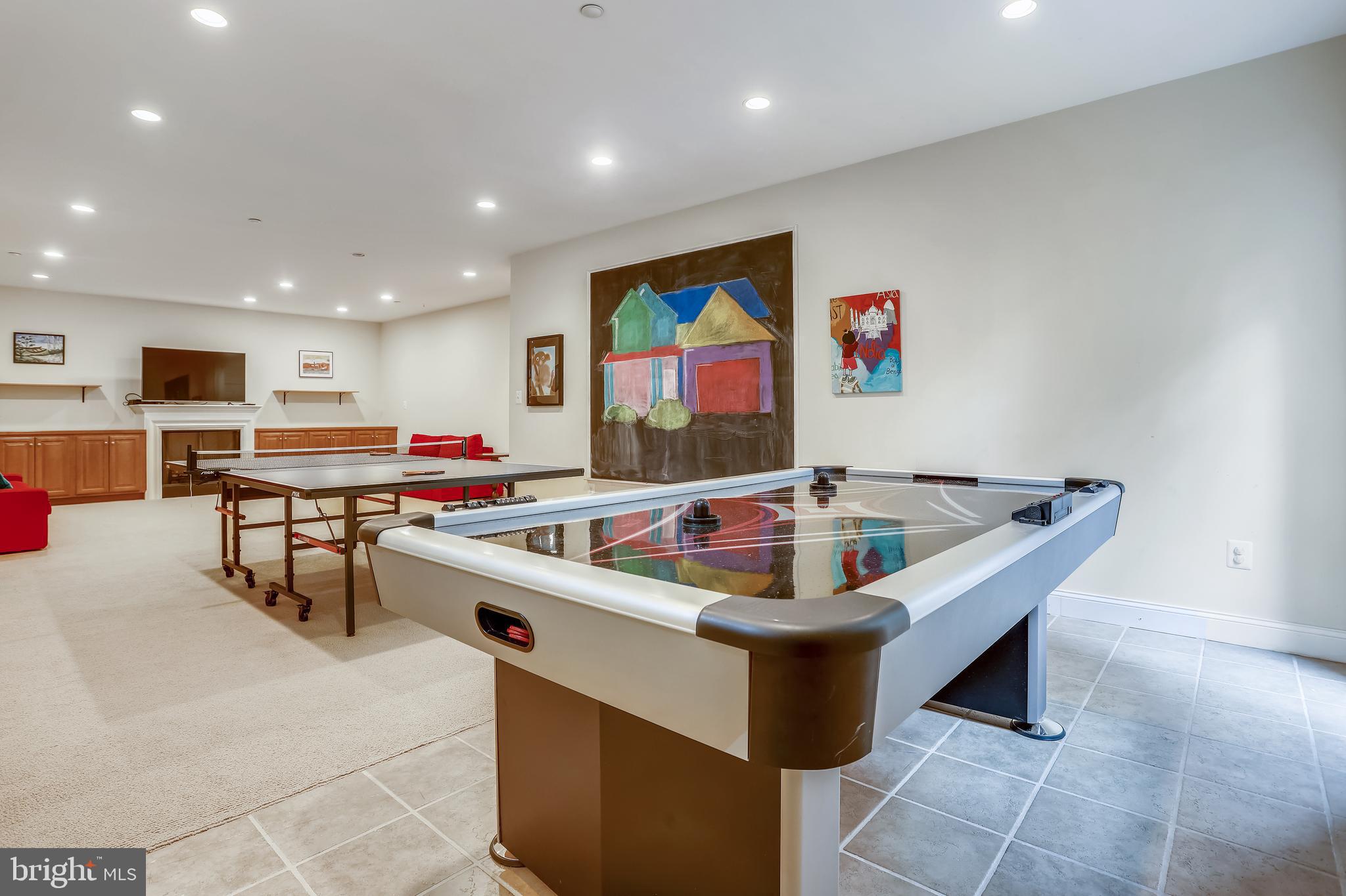 ALTA VISTA TERRACE - Residential