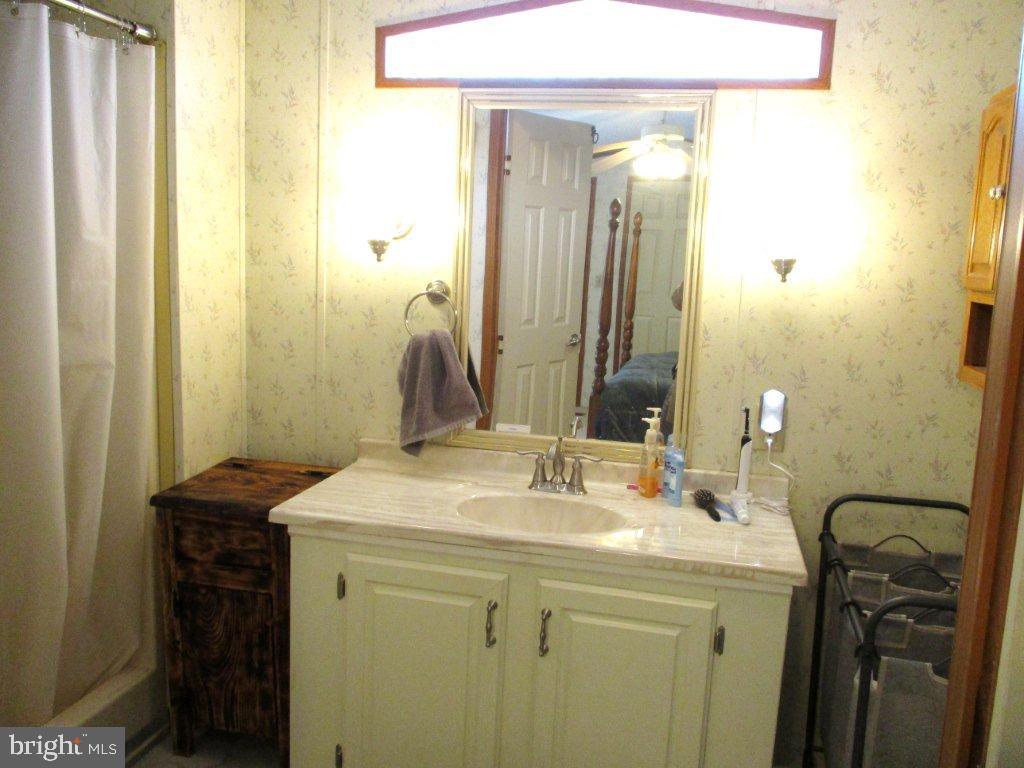 DEERFIELD VILLAGE MHP - Residential