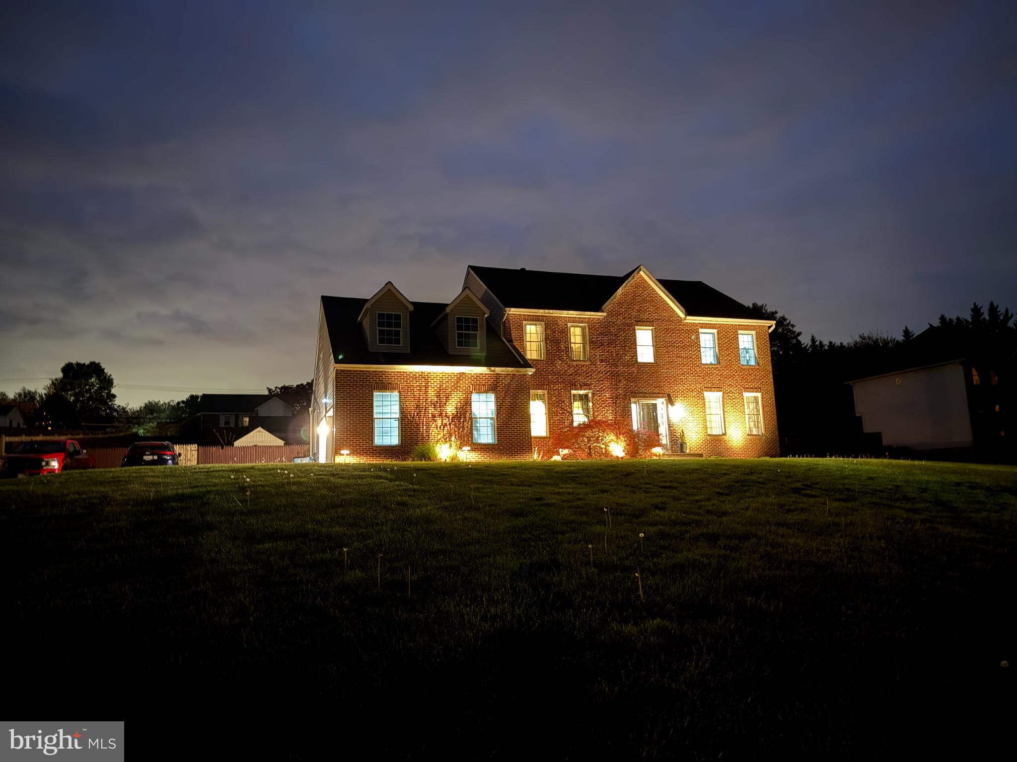 WOODFIELD ESTATES - Residential