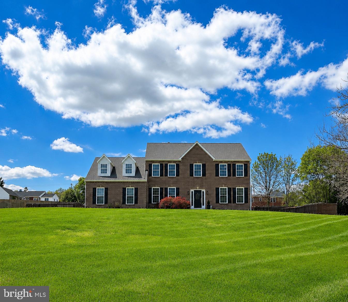 WOODFIELD ESTATES - Residential