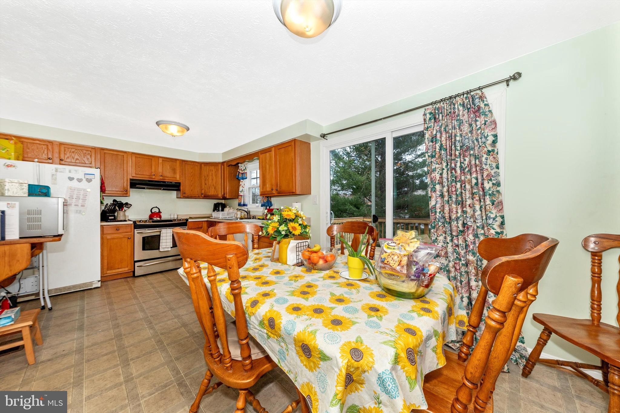 FREDERICKTOWNE VILLAGE - Residential
