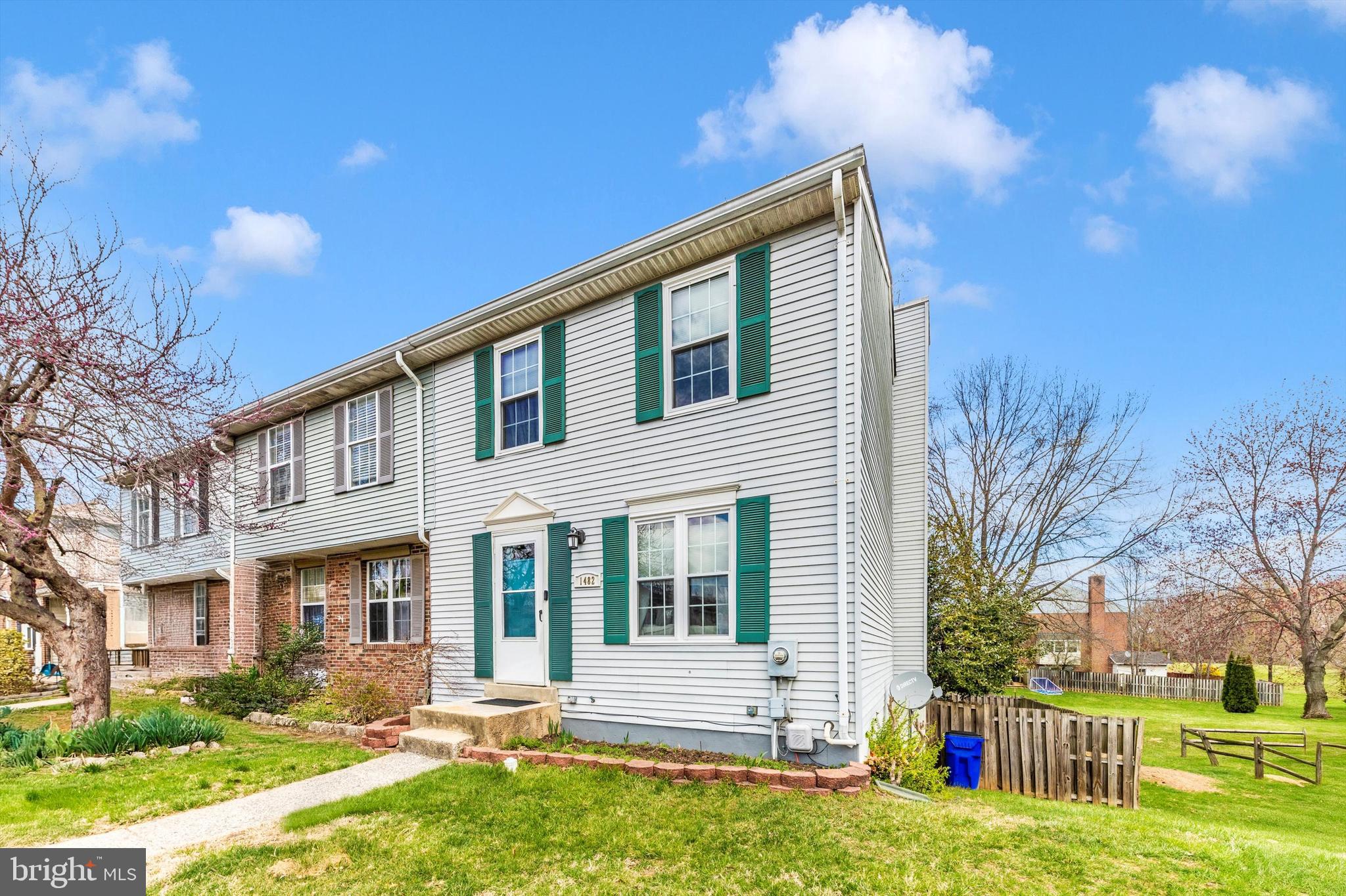 FREDERICKTOWNE VILLAGE - Residential