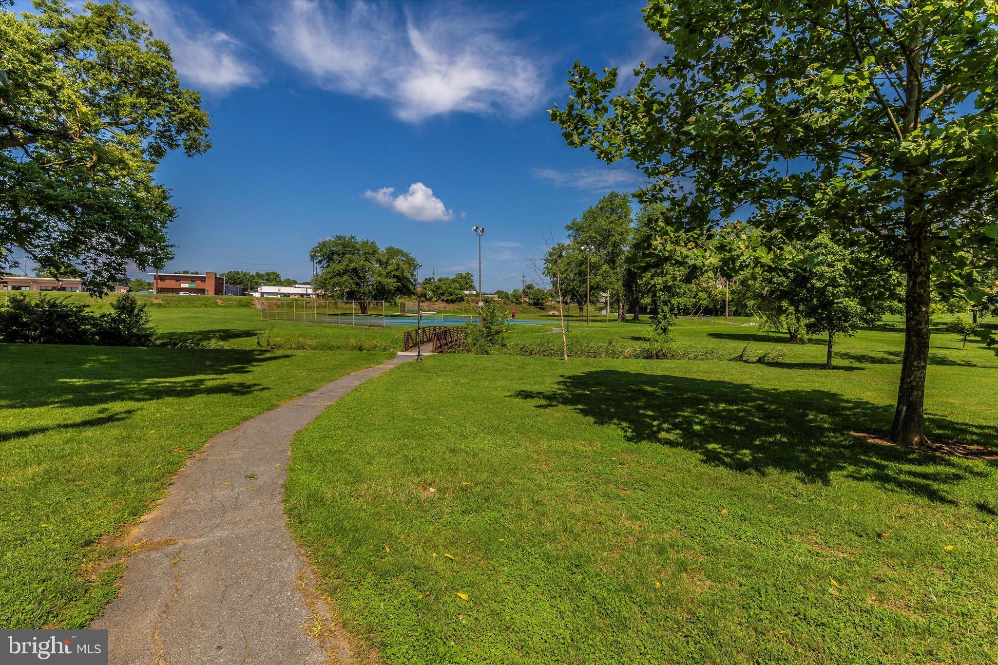 FREDERICKTOWNE VILLAGE - Residential
