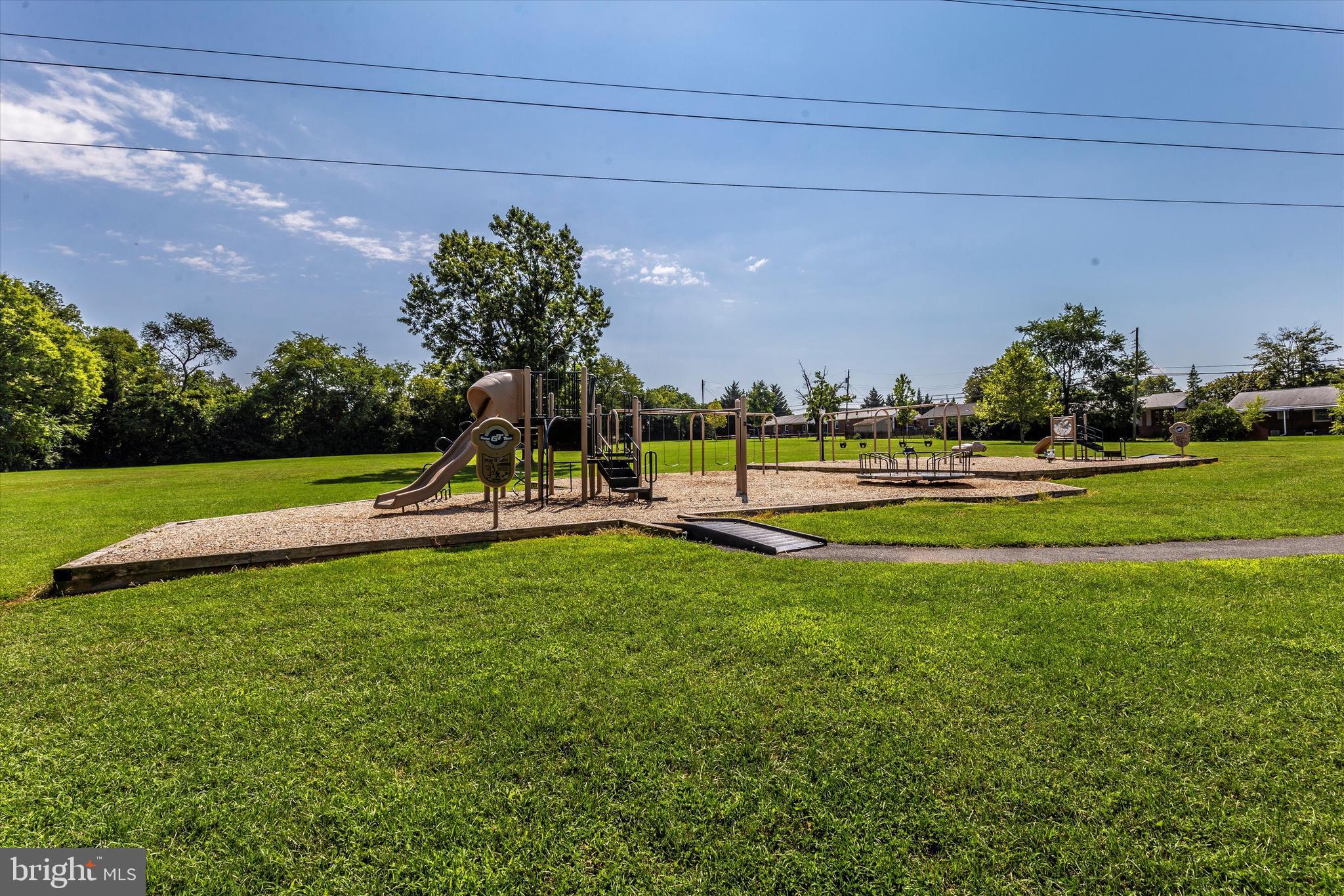 FREDERICKTOWNE VILLAGE - Residential