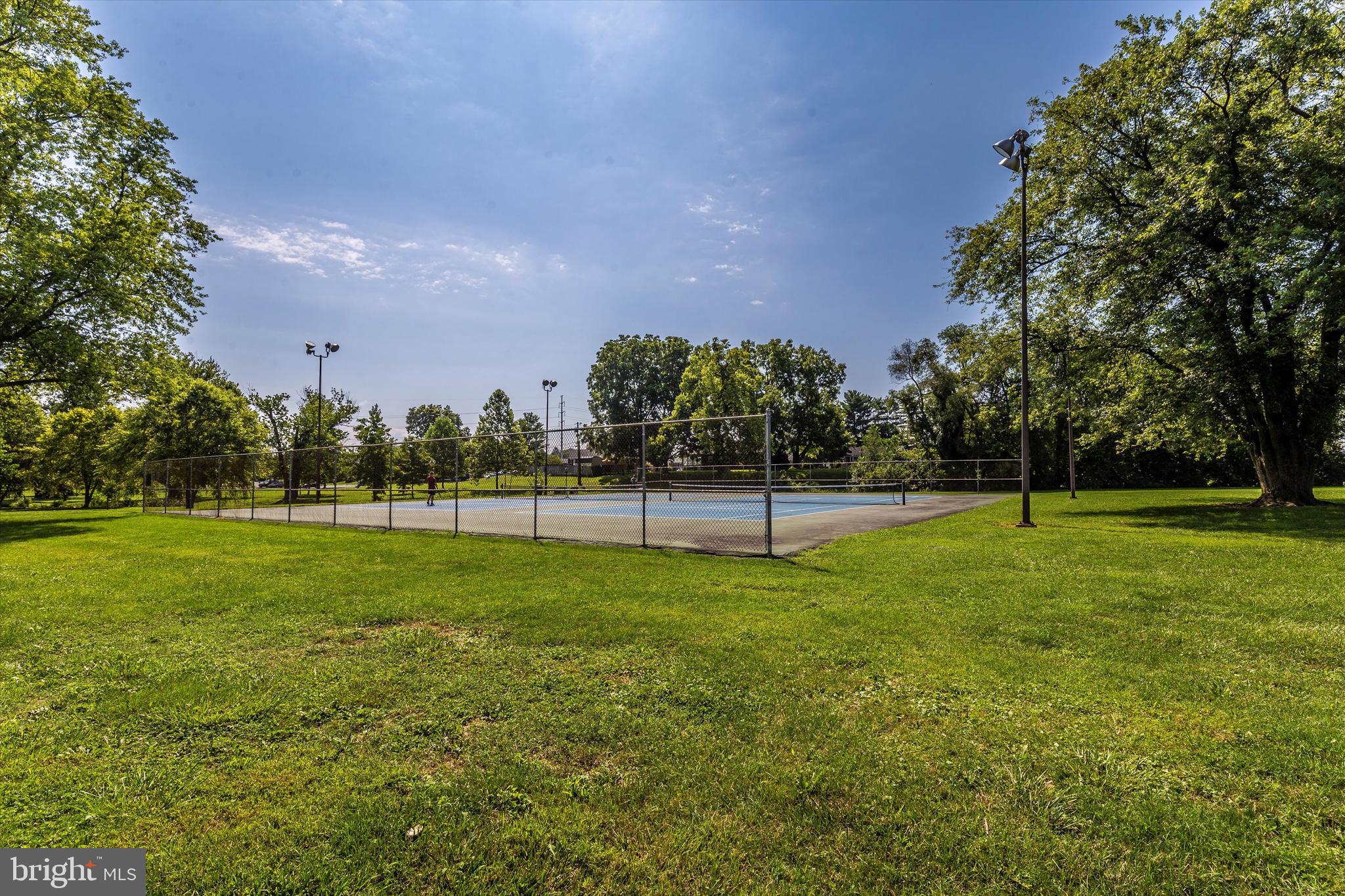 FREDERICKTOWNE VILLAGE - Residential