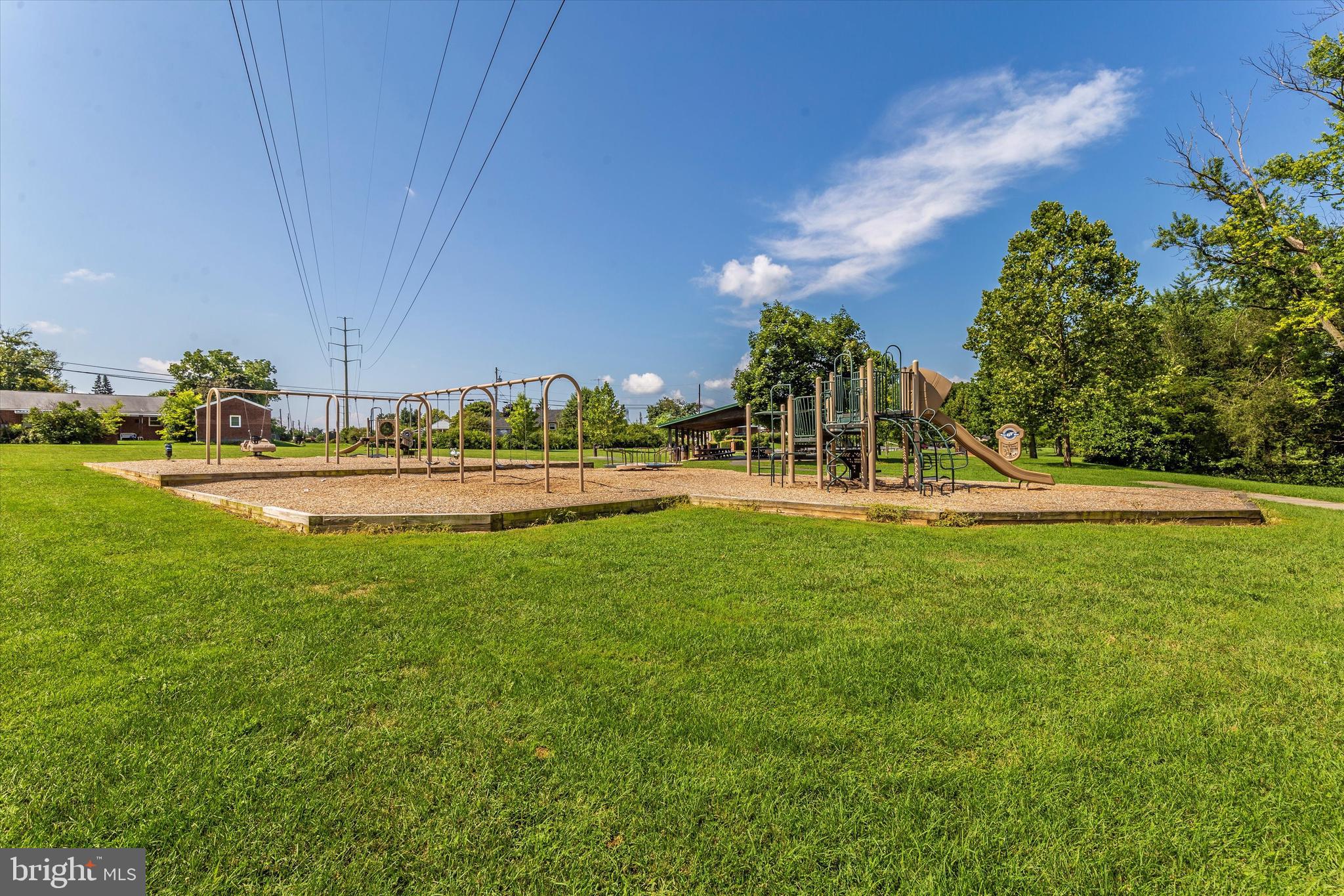 FREDERICKTOWNE VILLAGE - Residential