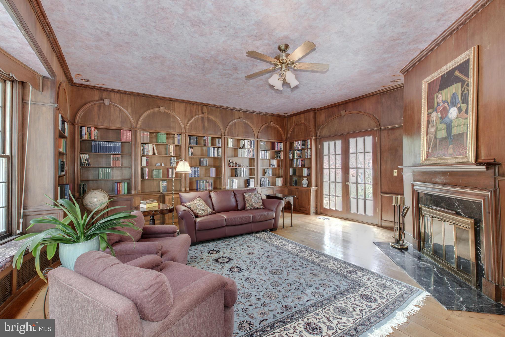 FOREST HILLS - Residential